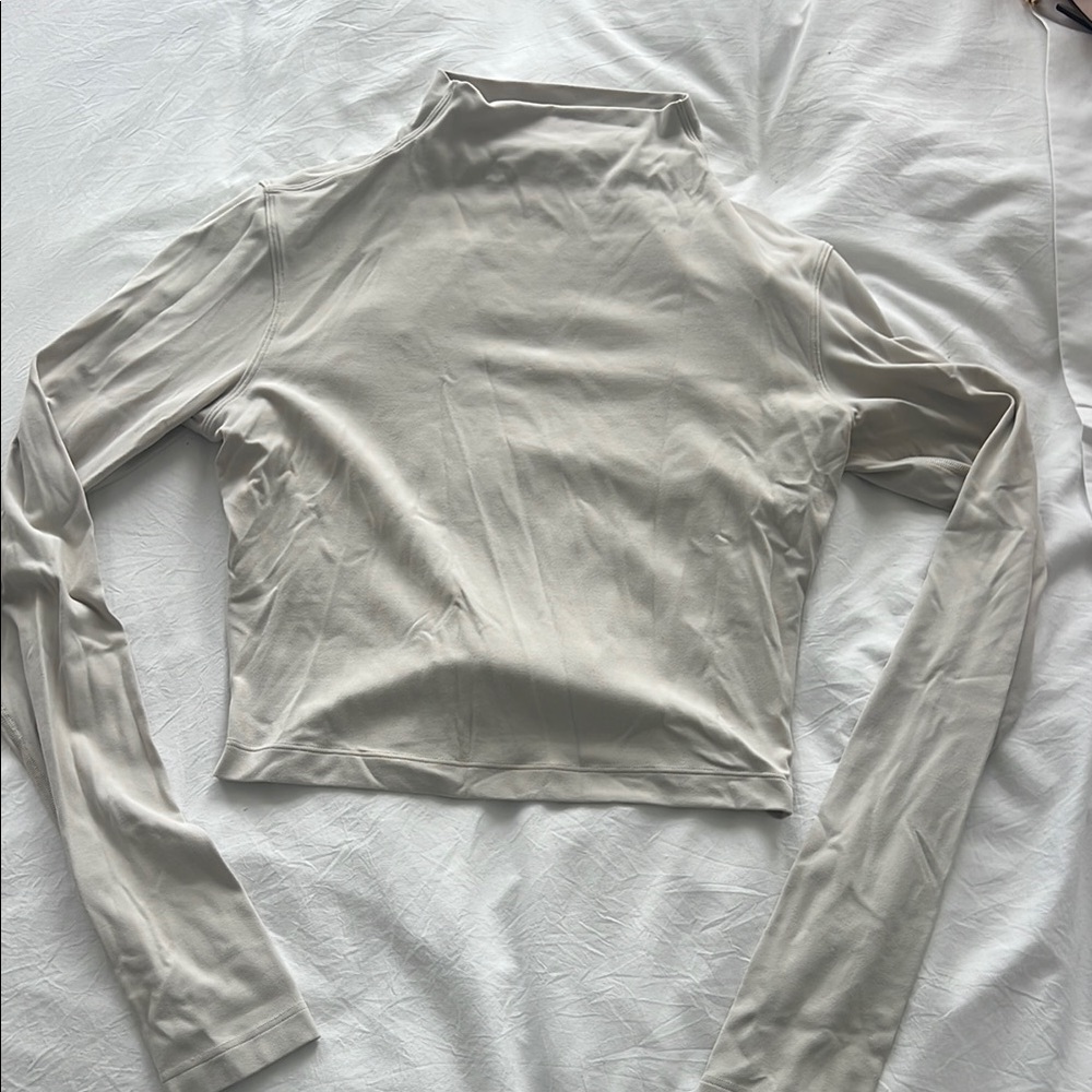 Lululemon cream Fitted mock neck